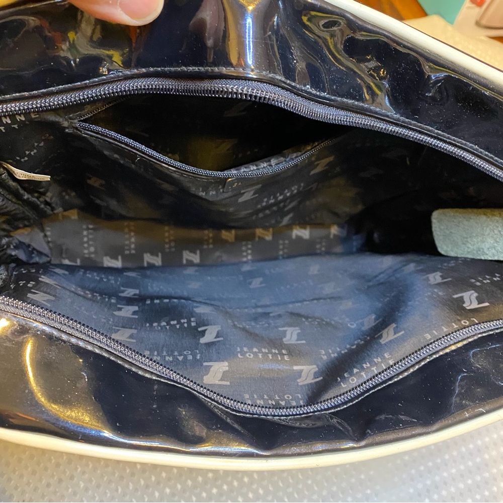 Canadian Designer Jeanne Lottie Rectangular Messenger Crossbody Bag - Picture 4 of 11